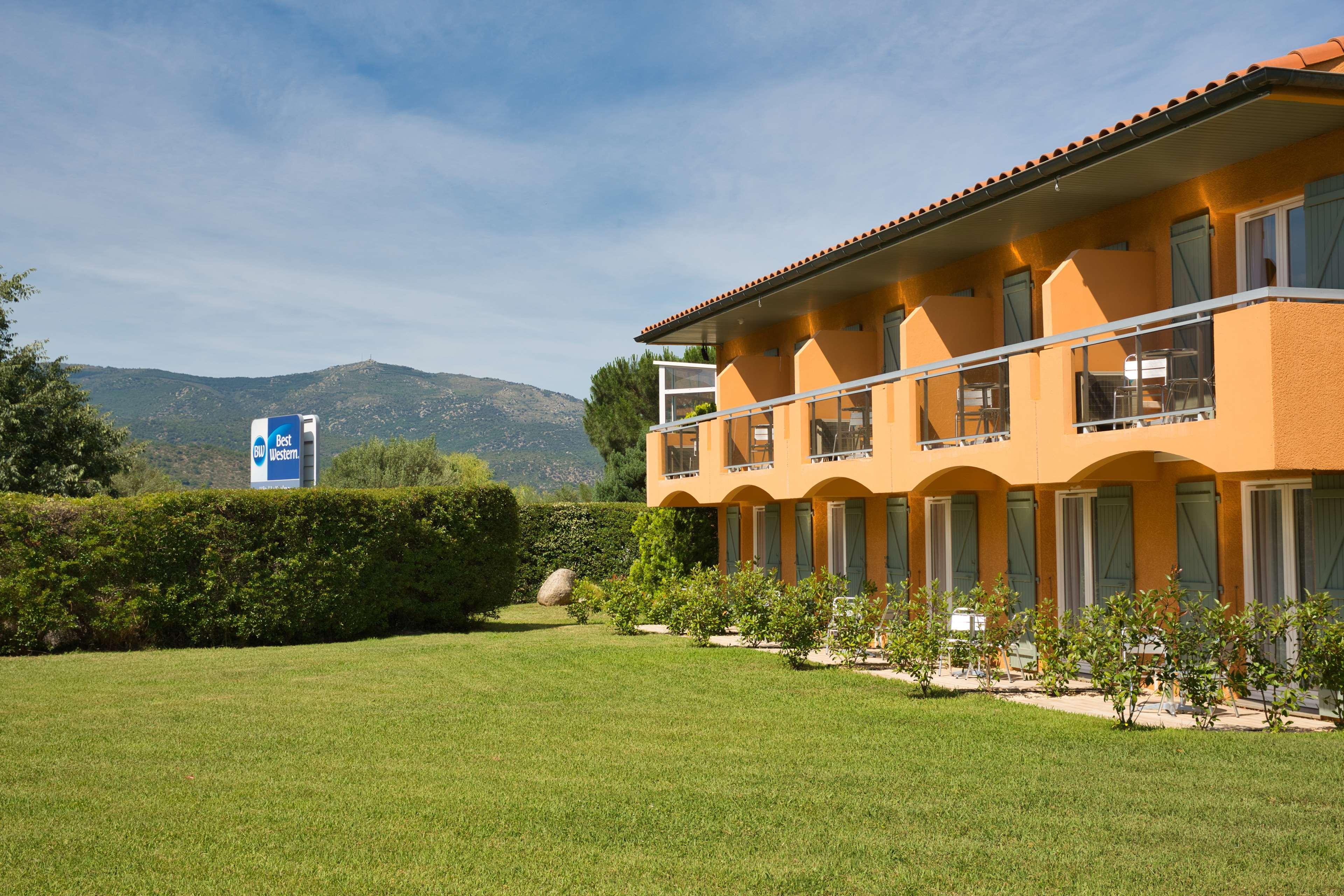 Best Western Le Vauban Прад Екстер'єр фото